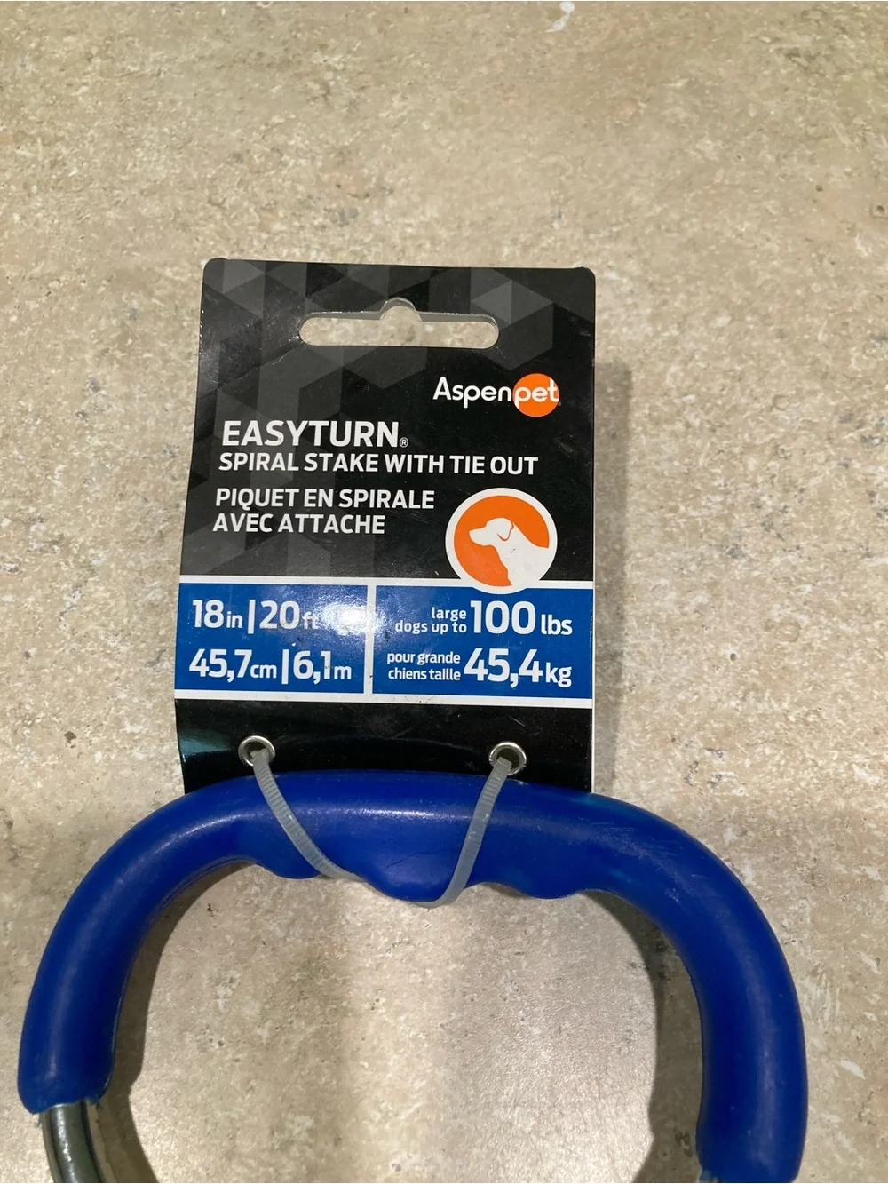 EasyTurn Steel Cable Tie-Out with Blue Handle